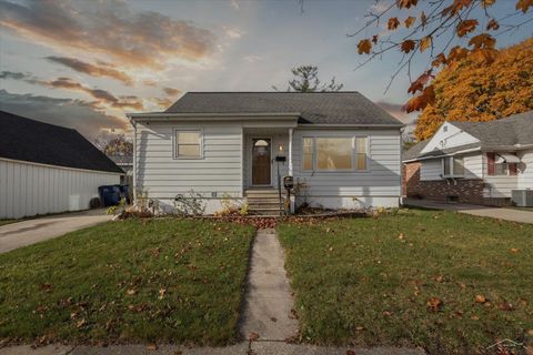 405 James Street Bay City City MI 48706