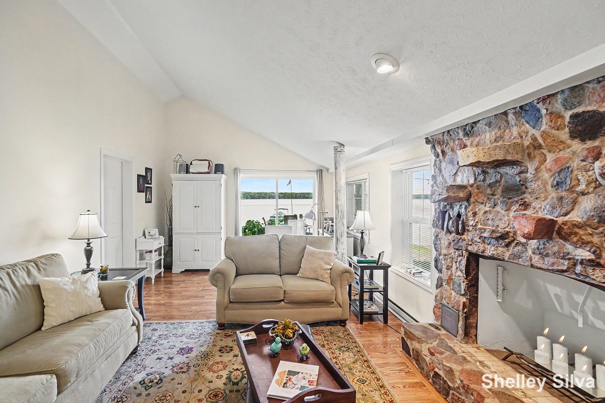 3220 Wolf Lake Drive