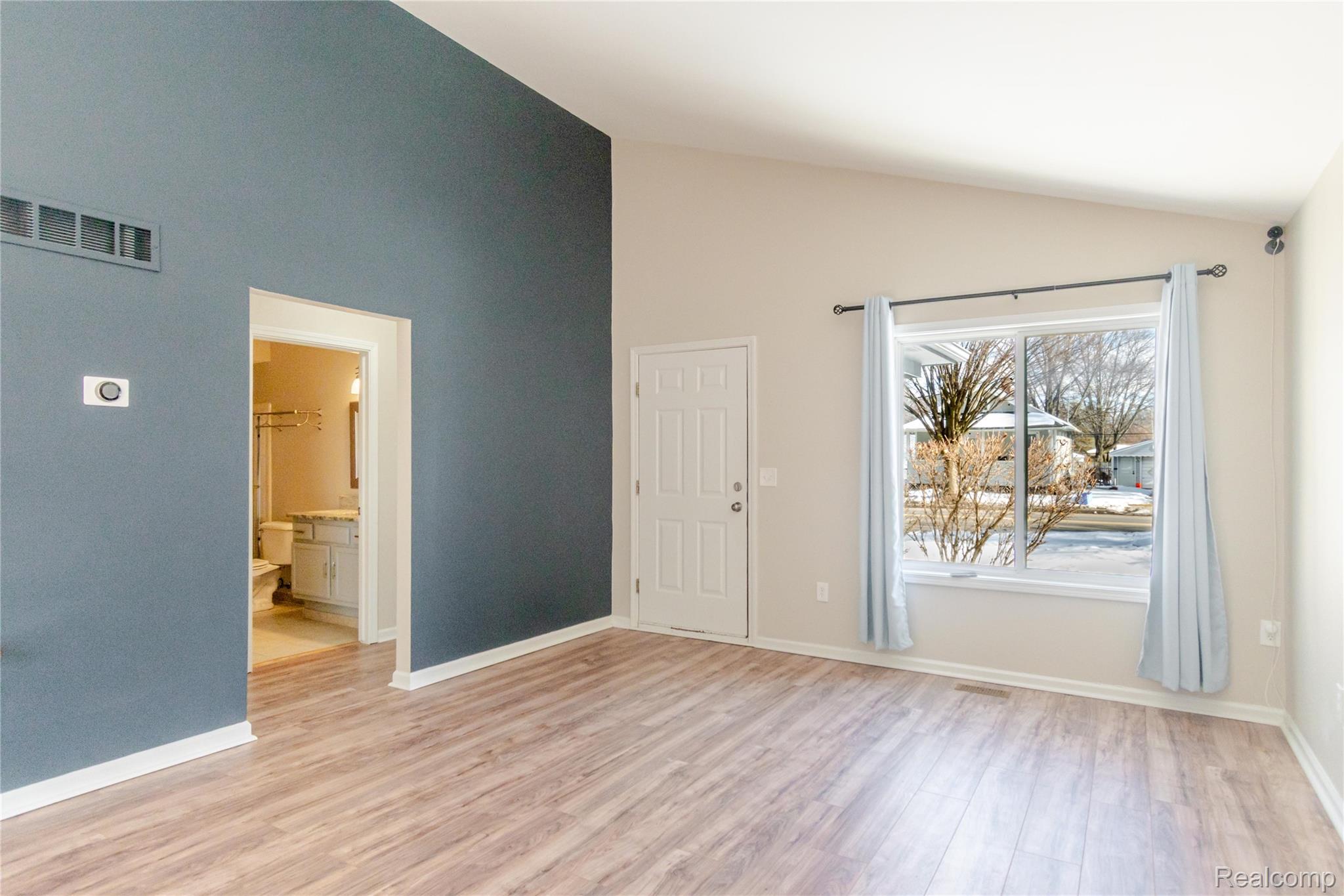 256 Crocker Boulevard