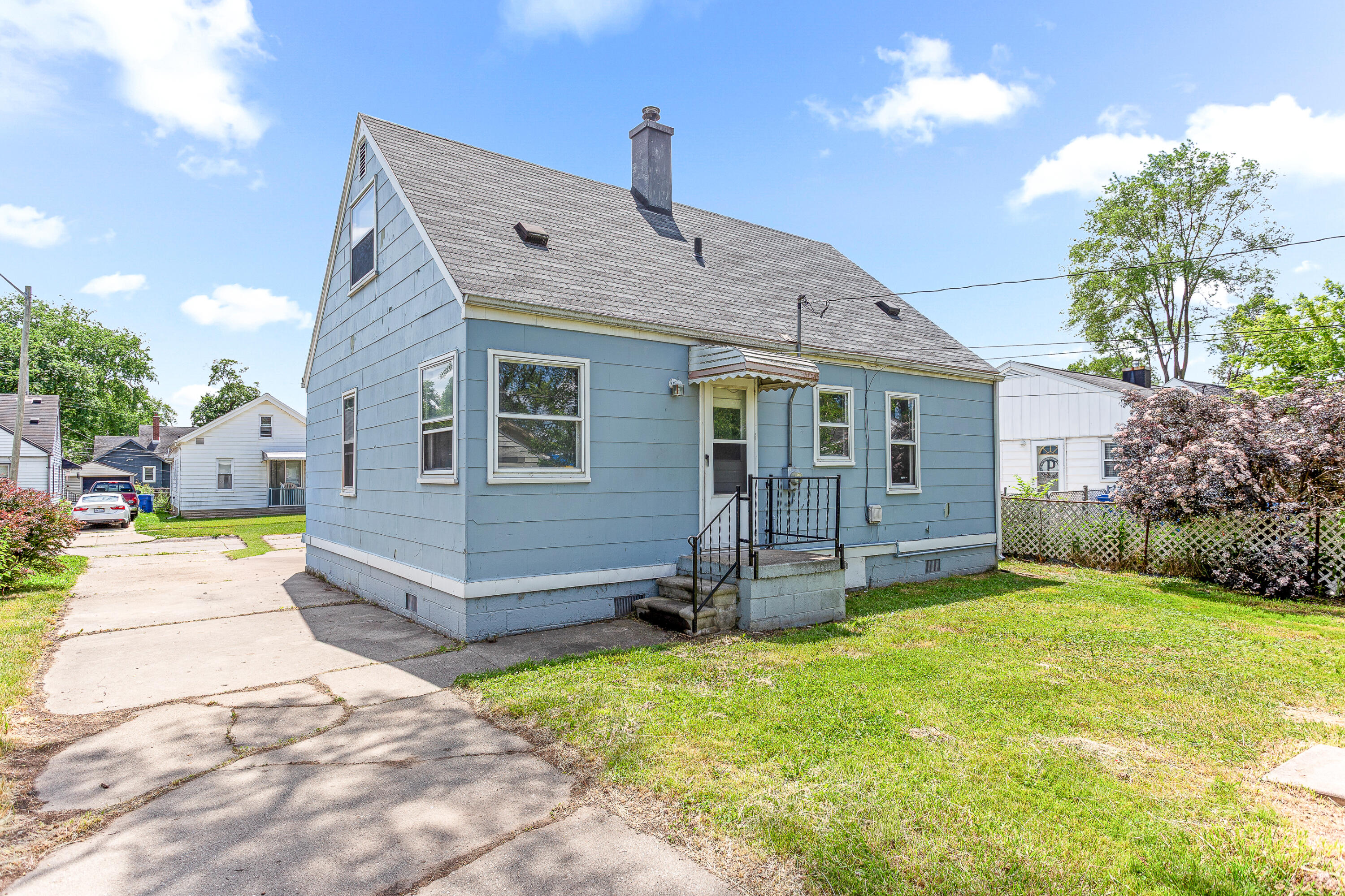 8041 Packard Avenue