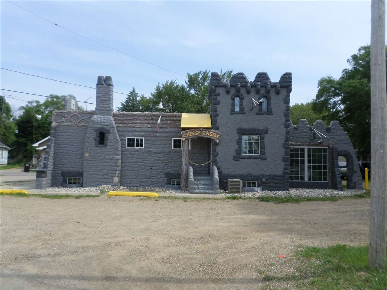 208 Napoleon Road