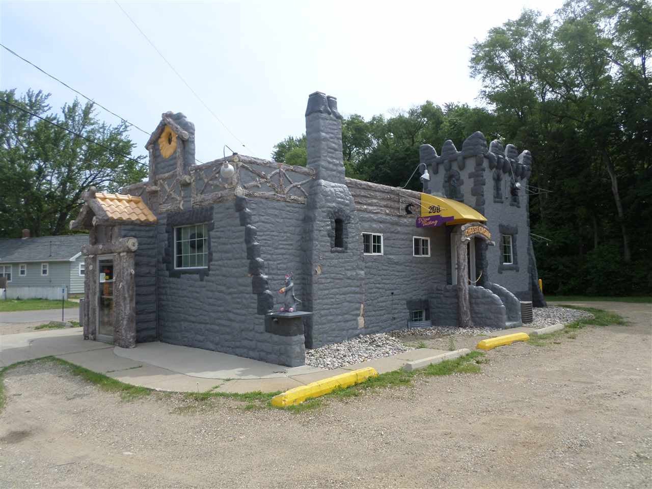 208 Napoleon Road