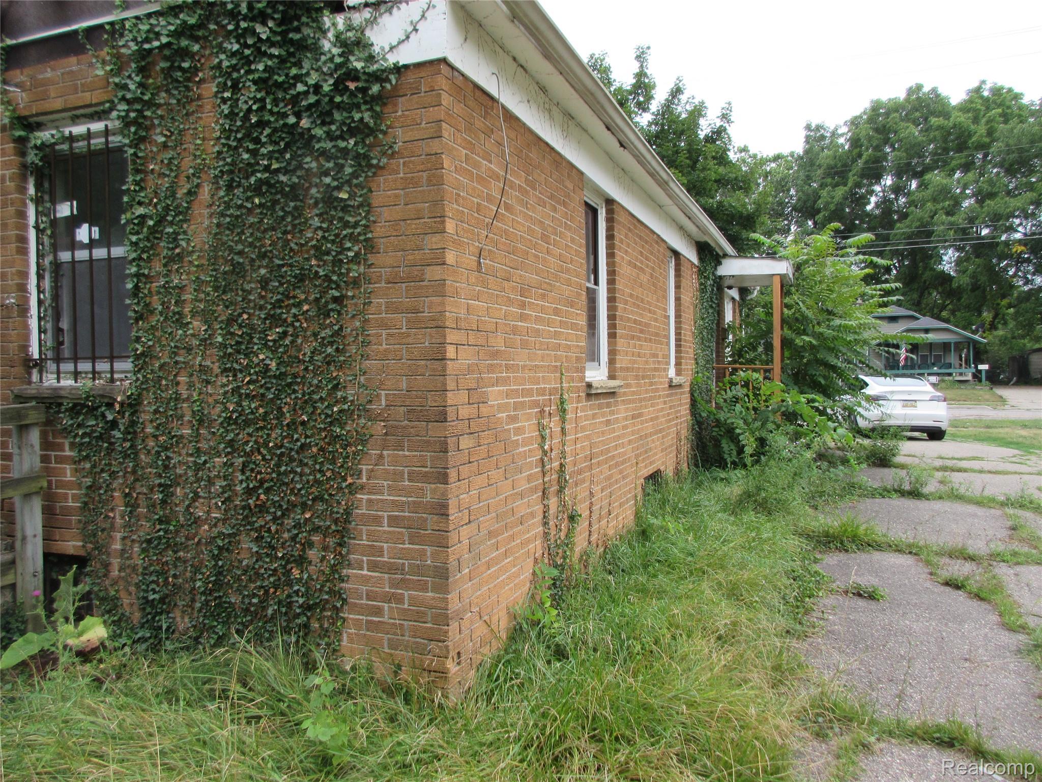 2620 Flushing Road