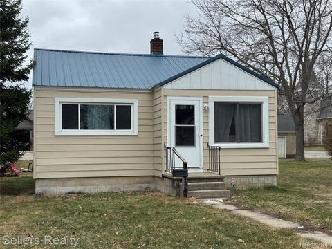 179 Bancroft Street Imlay City City MI 48444