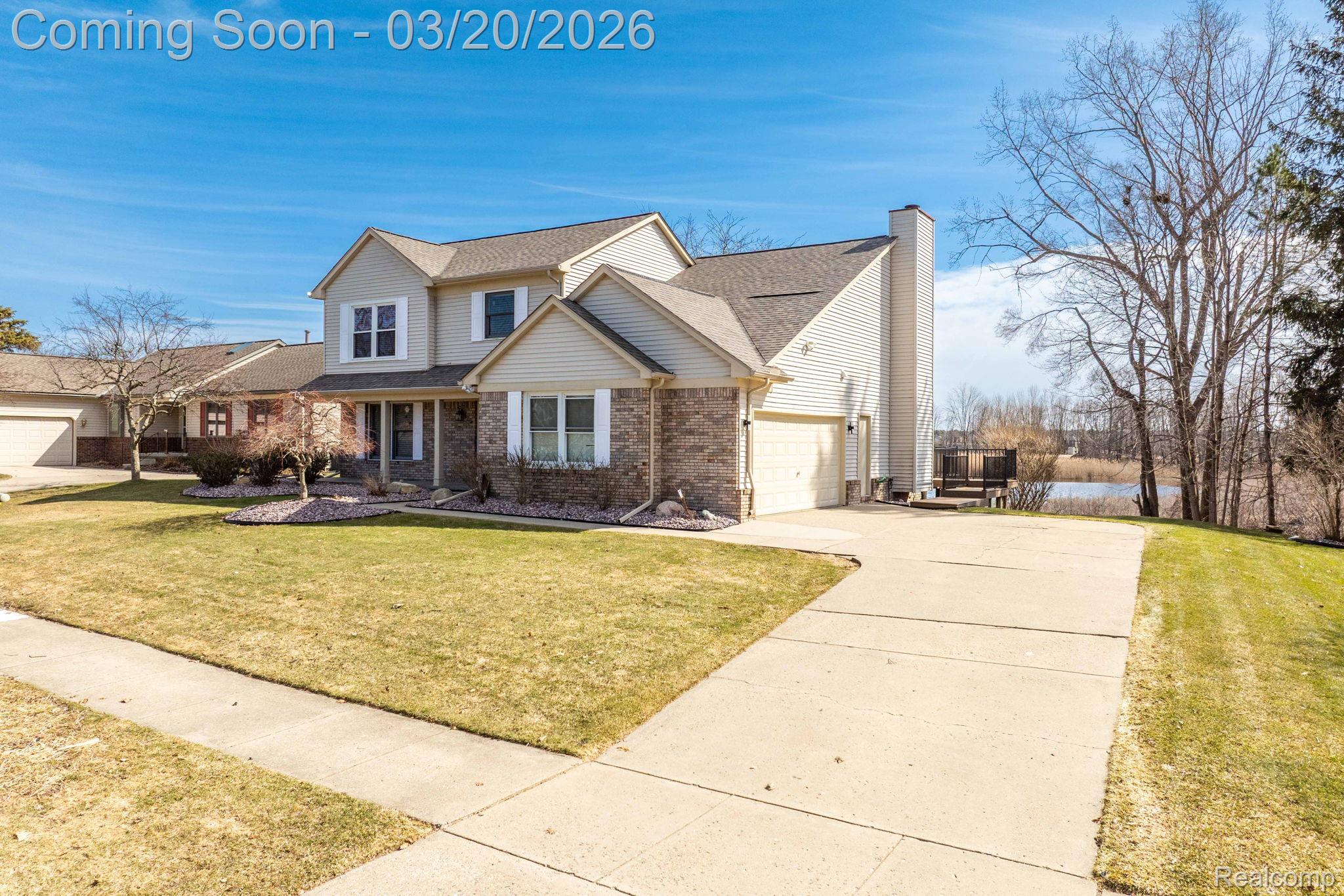 425 Lakes Edge Drive