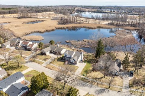 Tiny photo for 425 Lakes Edge Drive, Oxford Village, MI 48371 (MLS # 20261014598)