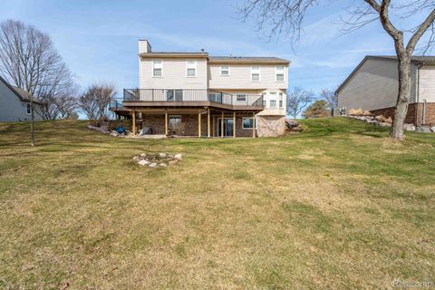 Tiny photo for 425 Lakes Edge Drive, Oxford Village, MI 48371 (MLS # 20261014598)