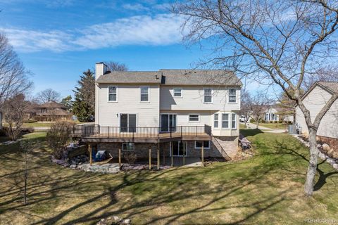 Tiny photo for 425 Lakes Edge Drive, Oxford Village, MI 48371 (MLS # 20261014598)