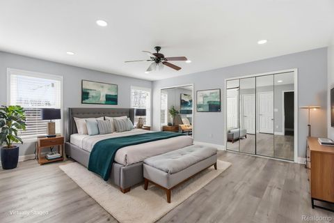 Tiny photo for 425 Lakes Edge Drive, Oxford Village, MI 48371 (MLS # 20261014598)