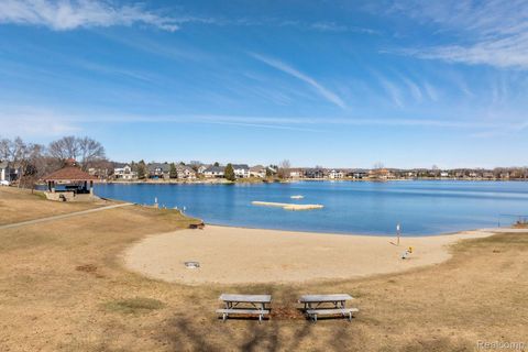 Tiny photo for 425 Lakes Edge Drive, Oxford Village, MI 48371 (MLS # 20261014598)