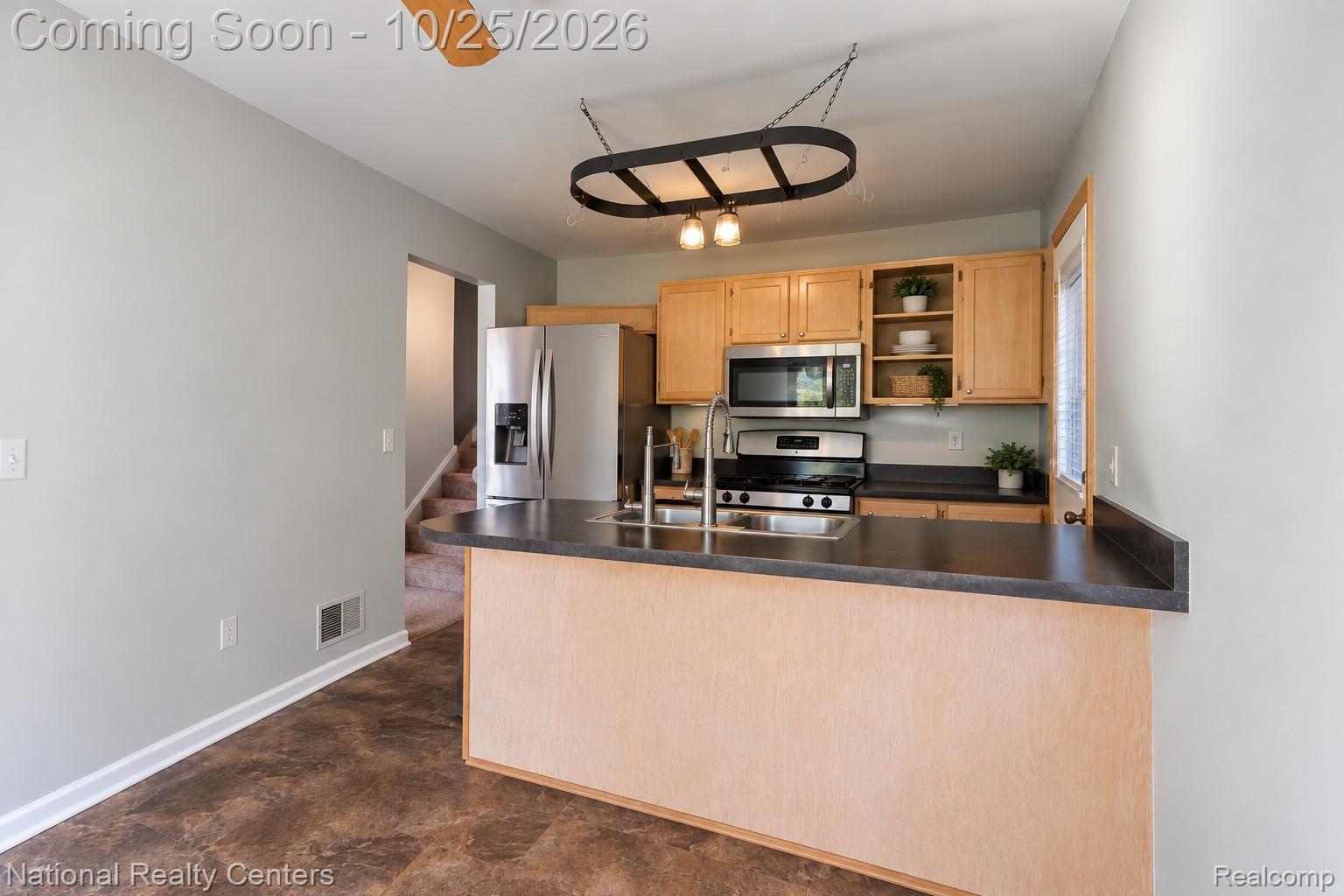 3325 Signet Drive