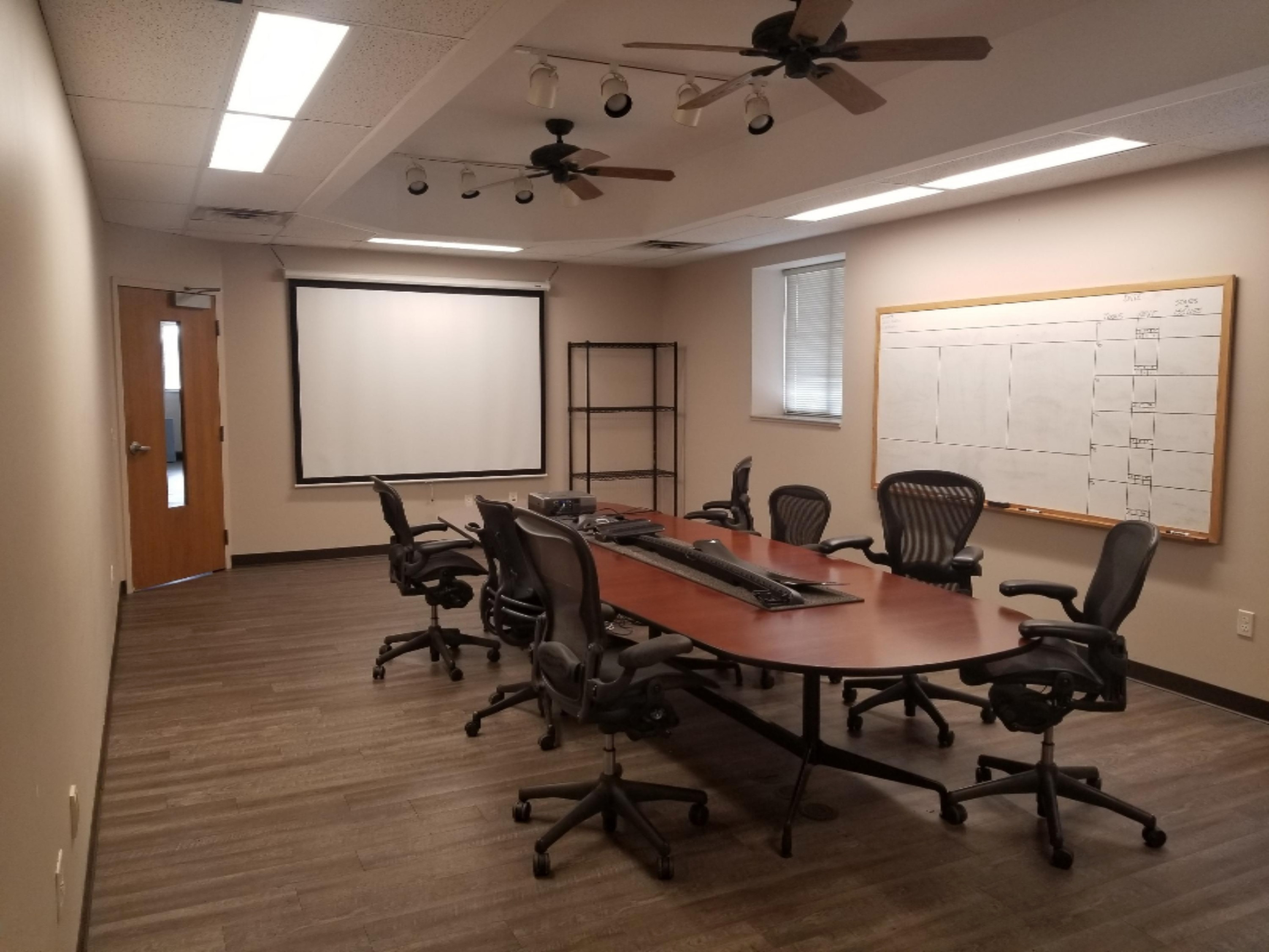 721 W Laketon Avenue Office