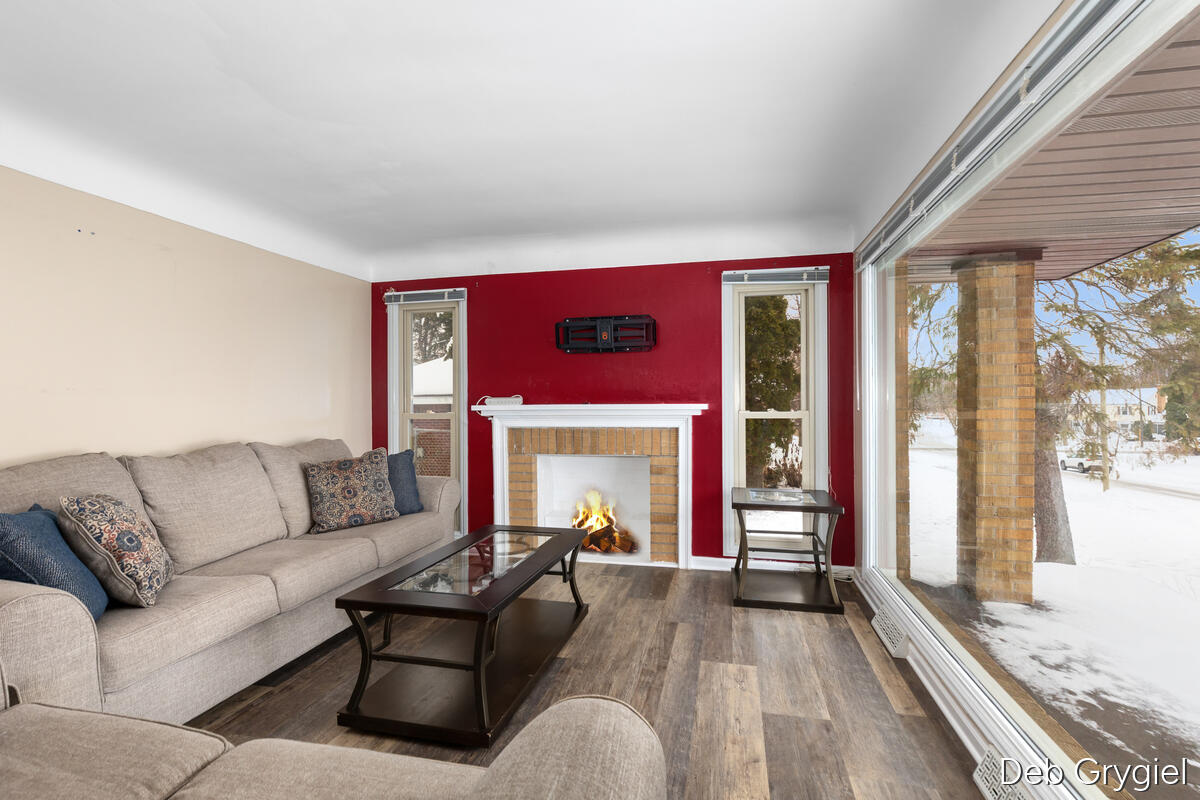 1715 Oswego Street NW