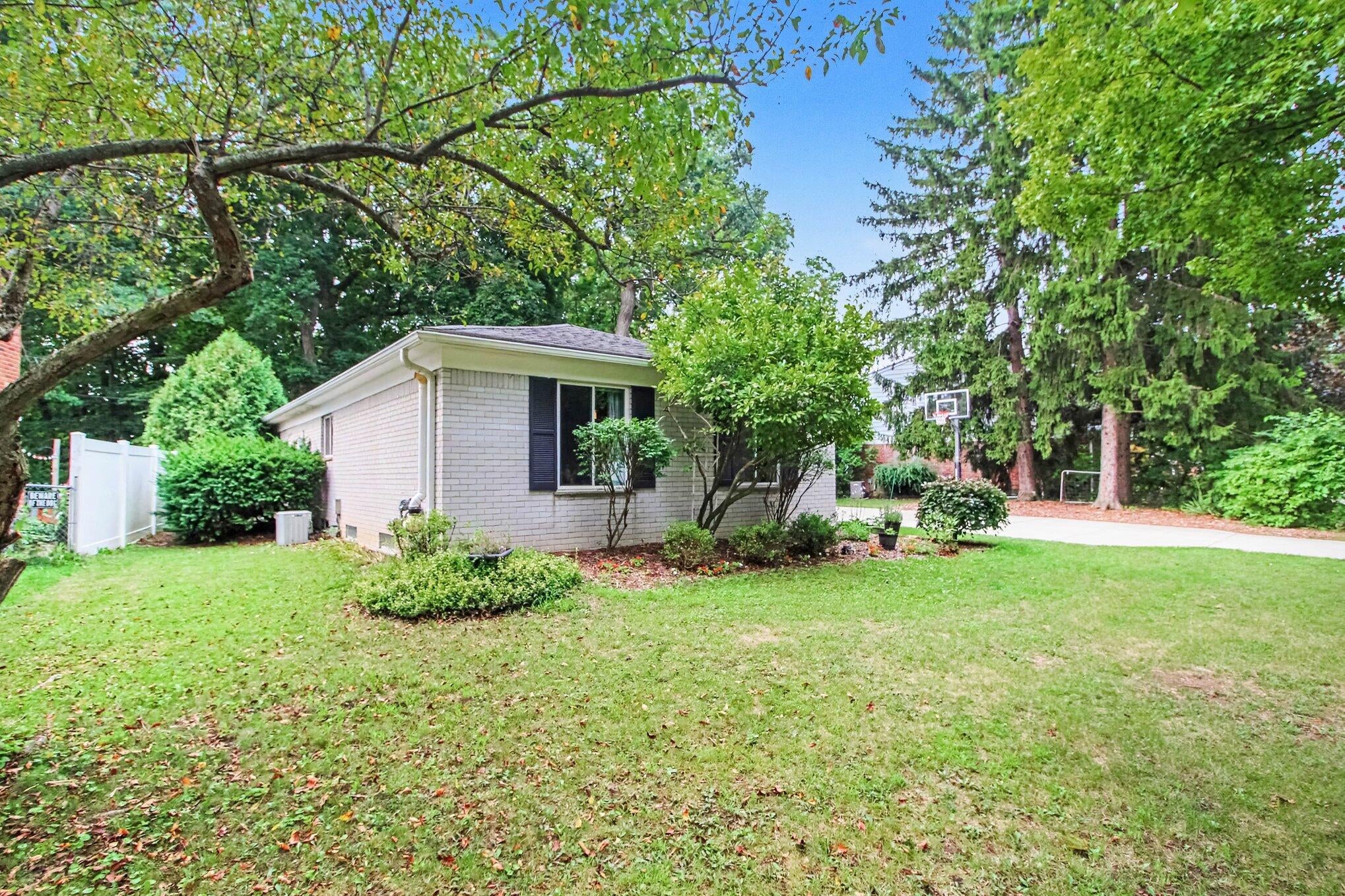 2880 Pebble Creek Drive