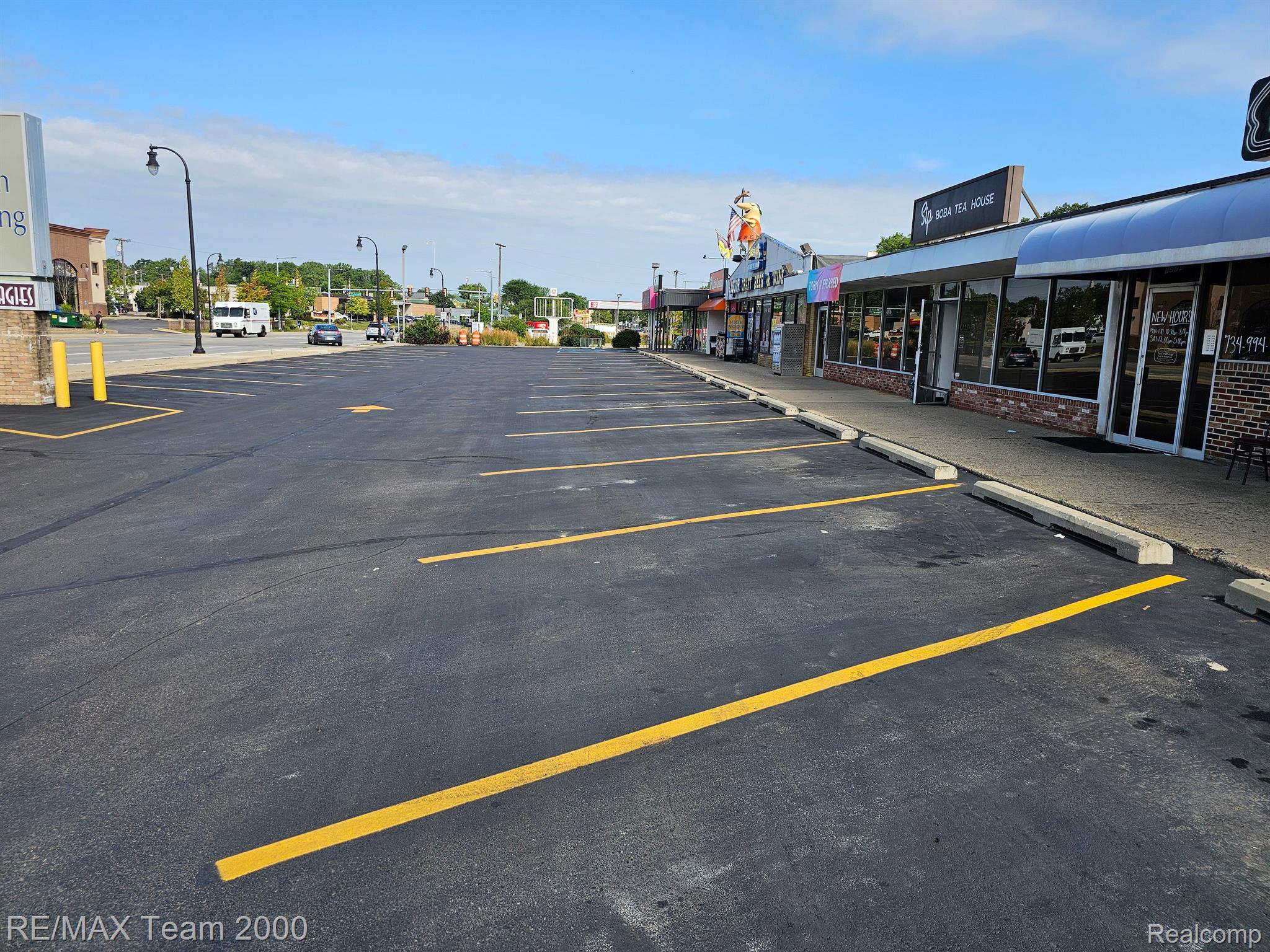 1920 W STADIUM Boulevard