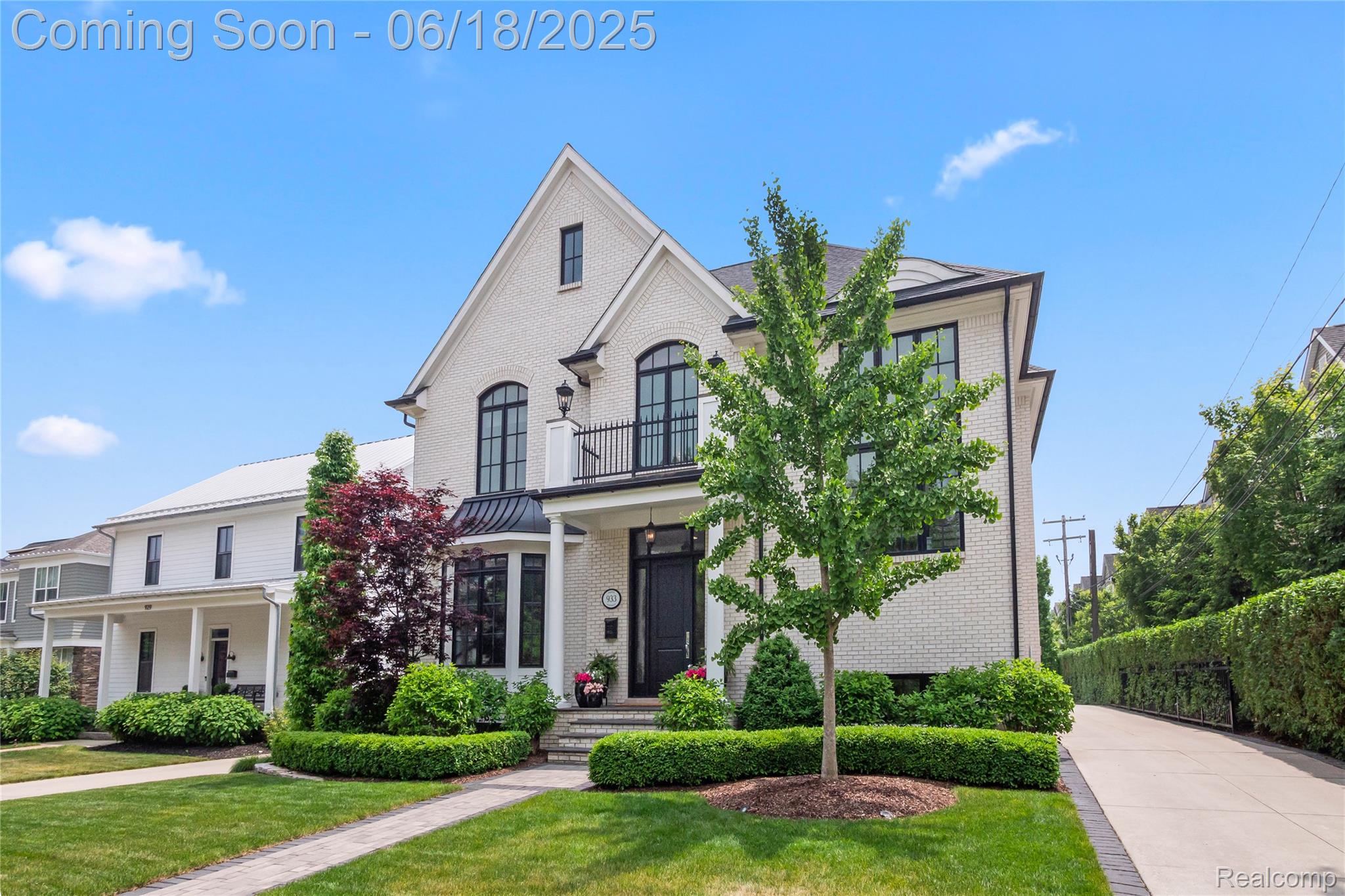 933 N Sherman Drive
