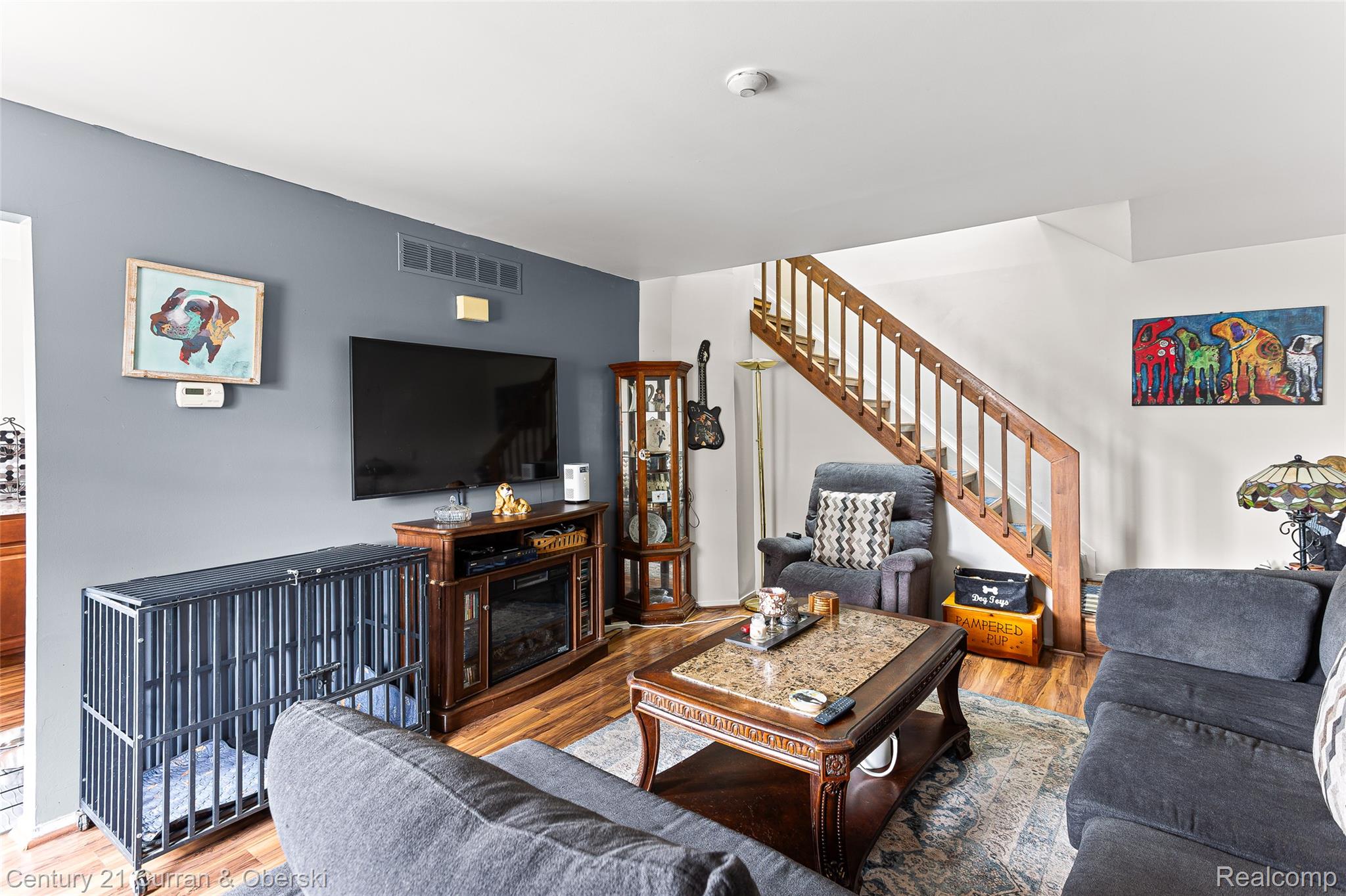 1921 Vine Way Drive 41