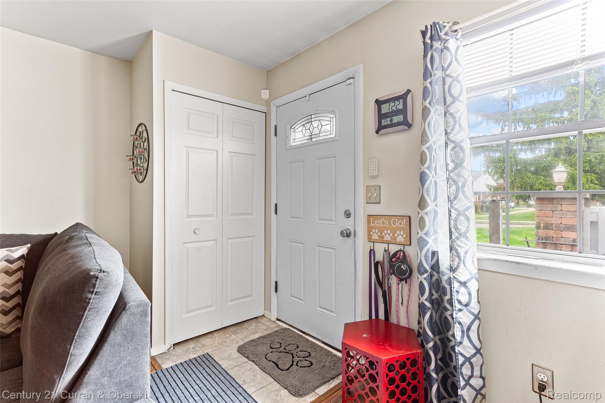 1921 Vine Way Drive 41