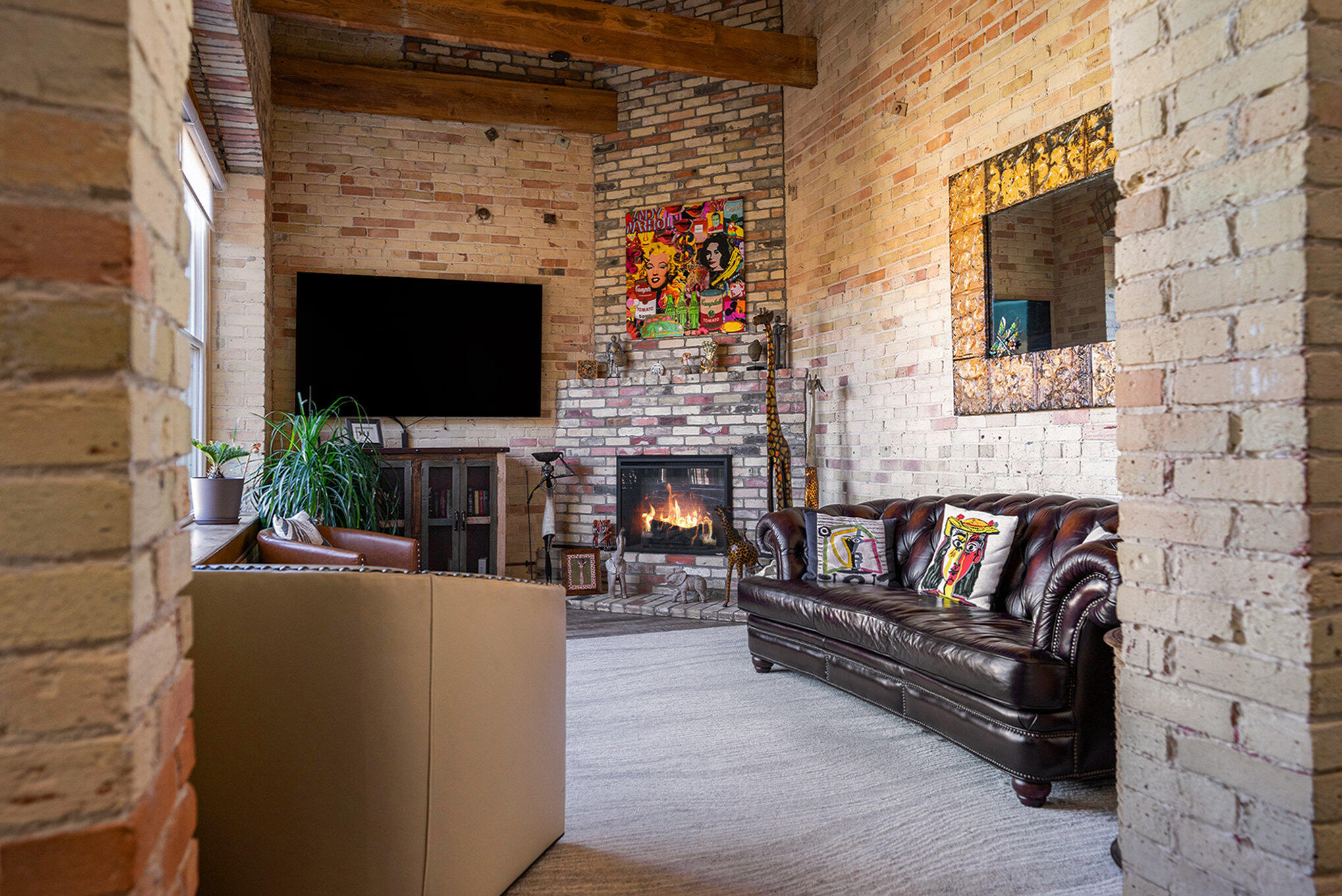 110 N Harbor Drive 304