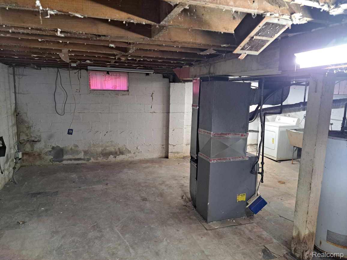 5109 S Hubbard Street