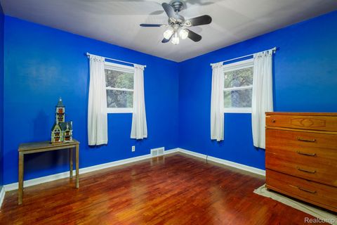 Tiny photo for 322 North Dr, Davison City, MI 48423 (MLS # 20261003074)