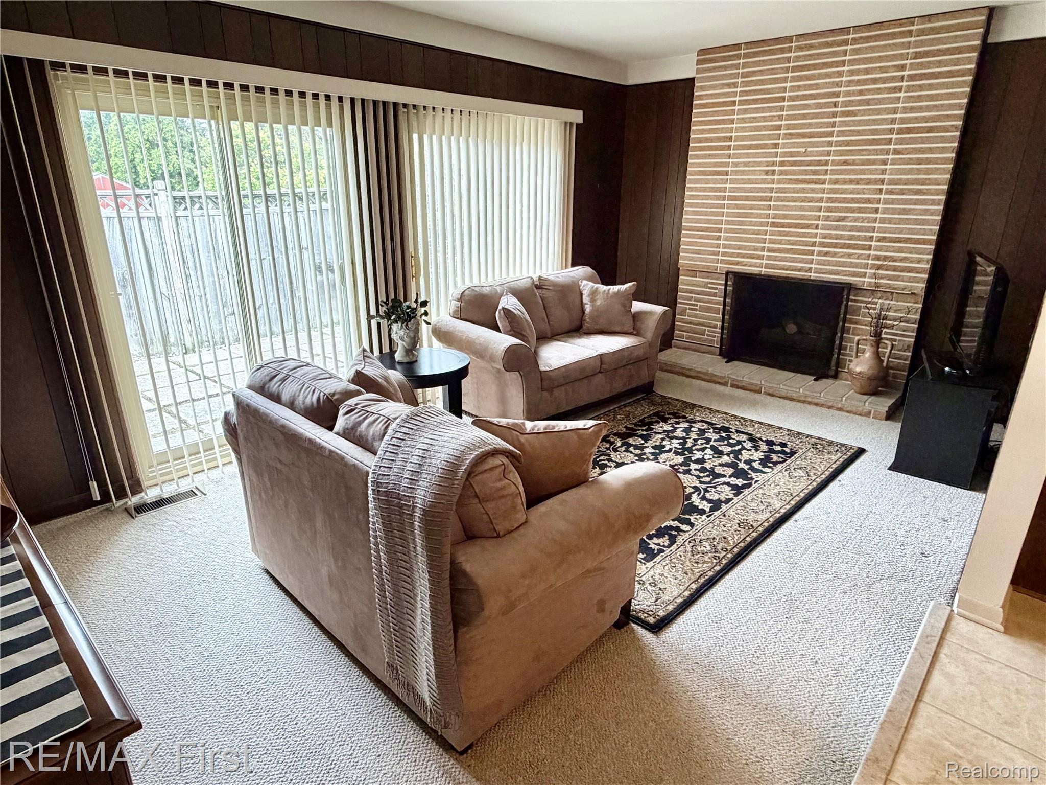 11431 Meadowbrook Drive