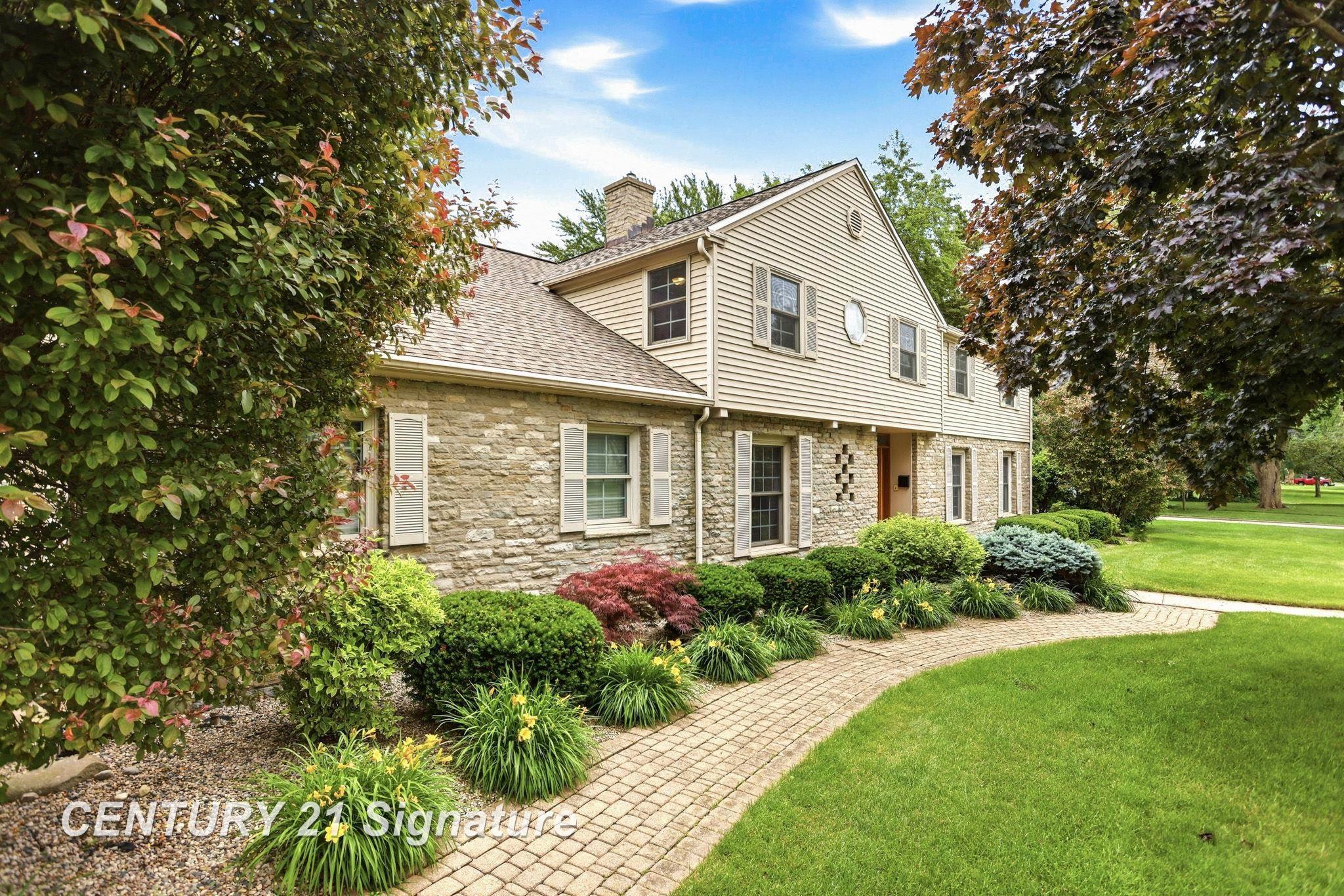14 Edgewood Road