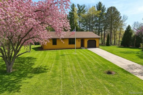 11575 Us Highway 31 Berrien Township MI 49103