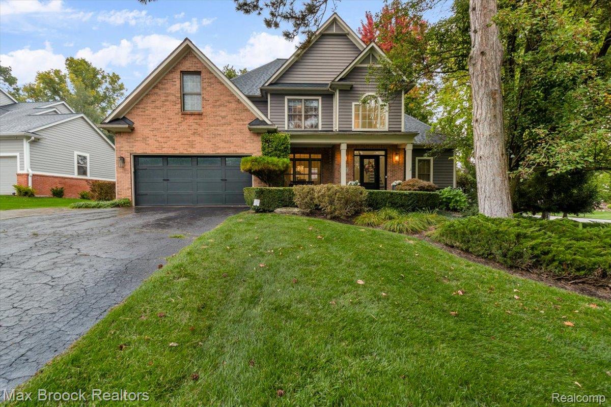 6979 Woodlyn Court