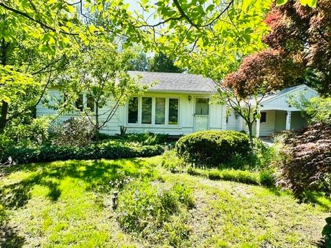 Photo of 49905 North Avenue, Macomb Township, MI 48042 (MLS # 58050209668)