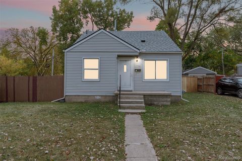 12866 Toepfer Road Warren City MI 48089