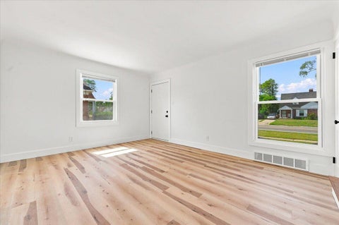 Tiny photo for 20024 Meyers Road, Detroit City, MI 48235 (MLS # 81026045997)