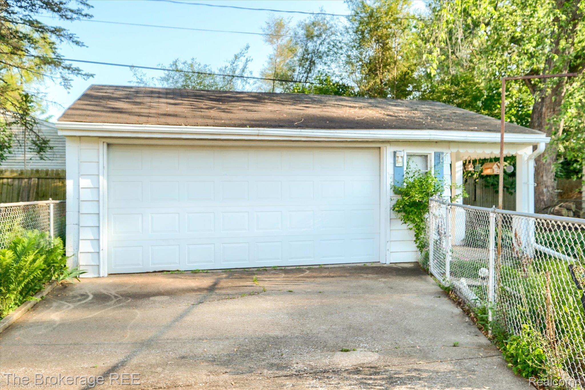 2822 Epsilon Trail