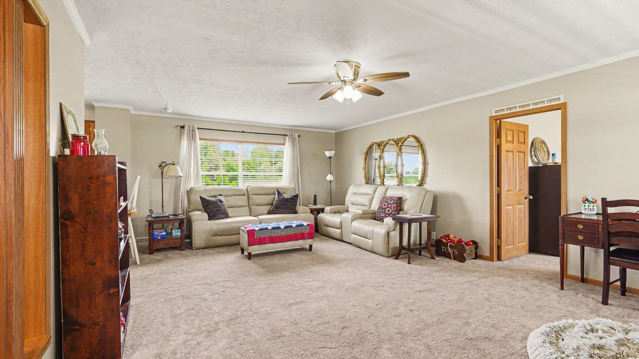8051 Chippewa Trail