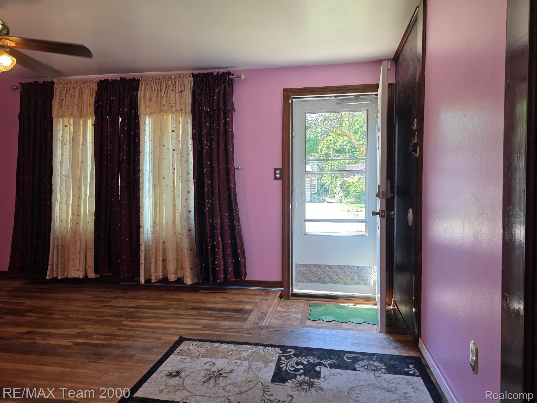 38114 Walnut Street
