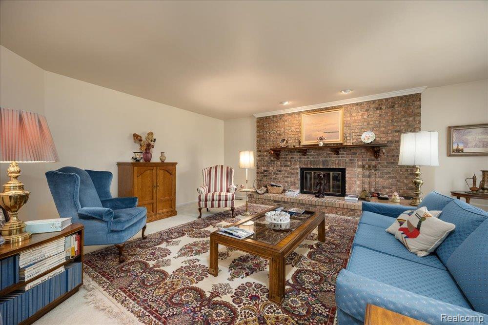 39256 Heatherbrook Drive