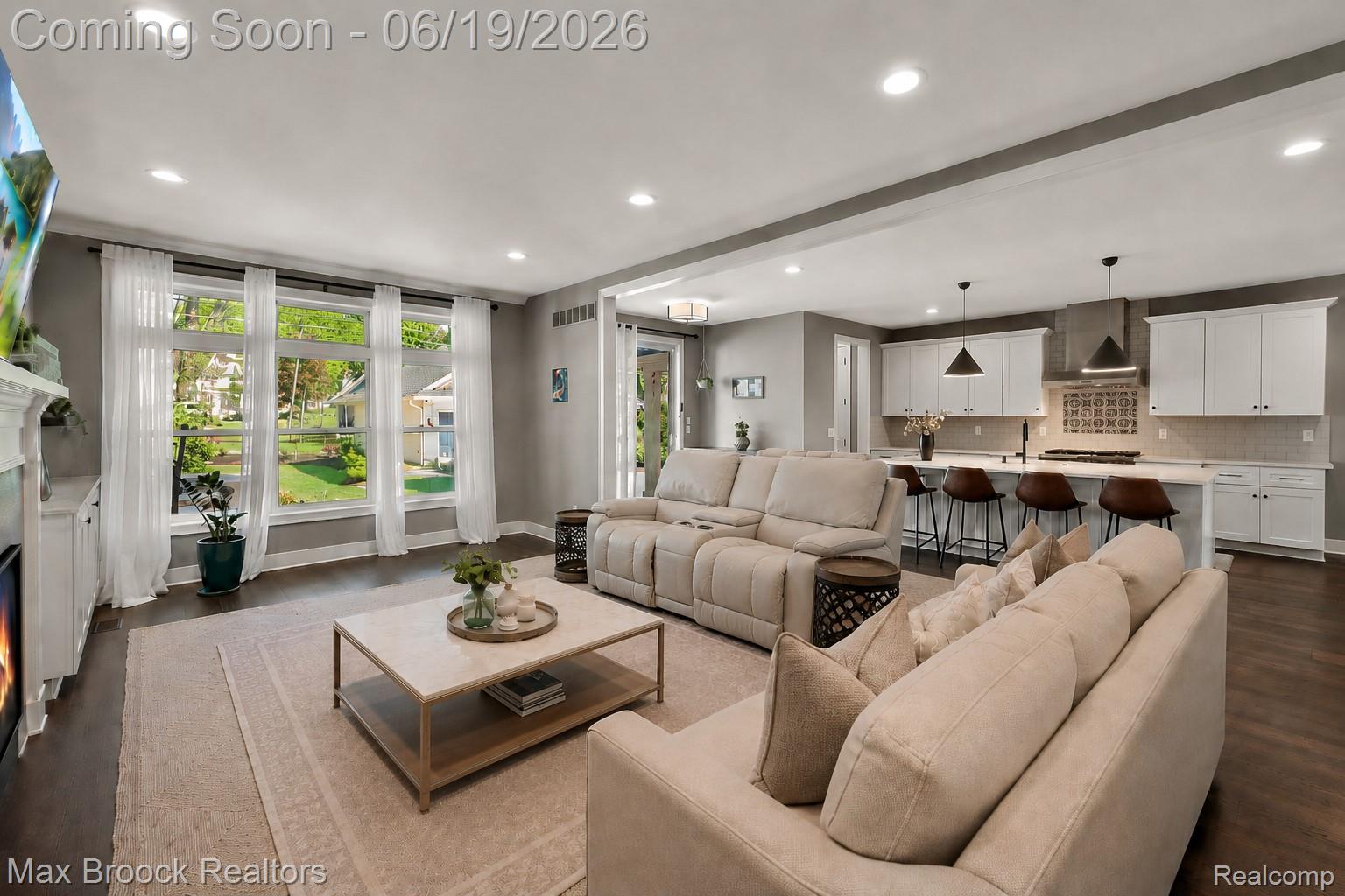 622 Fairbrook Street