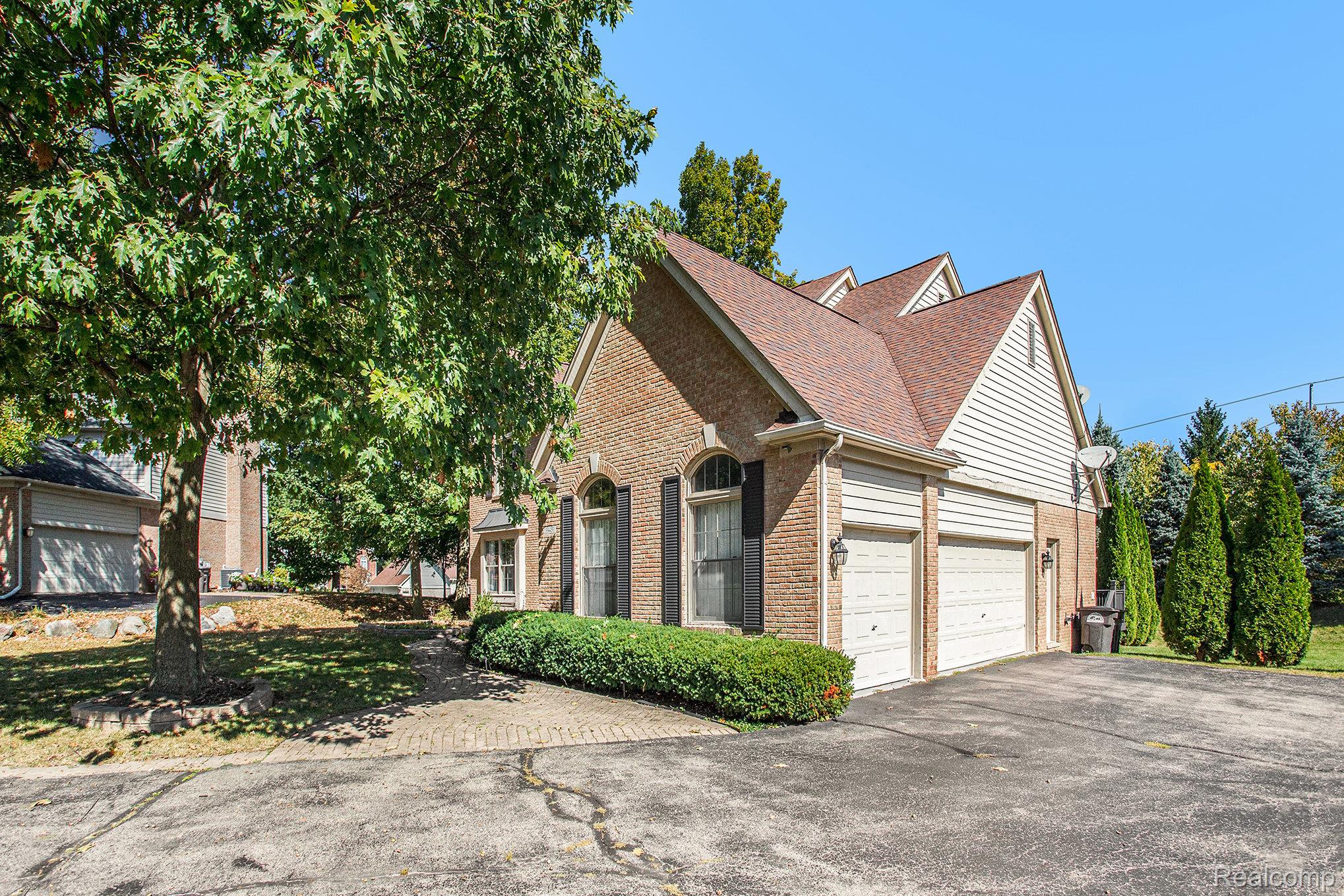 39450 Legend Court