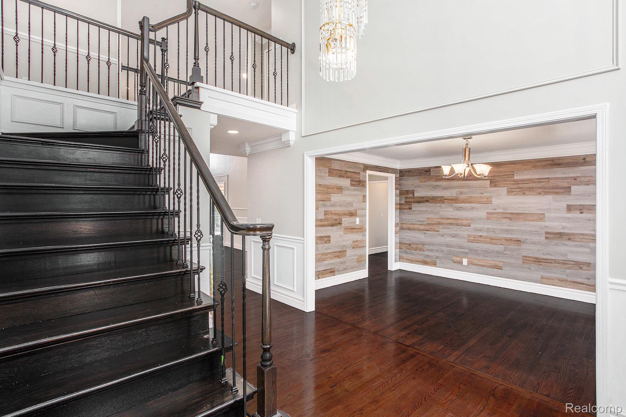 39450 Legend Court