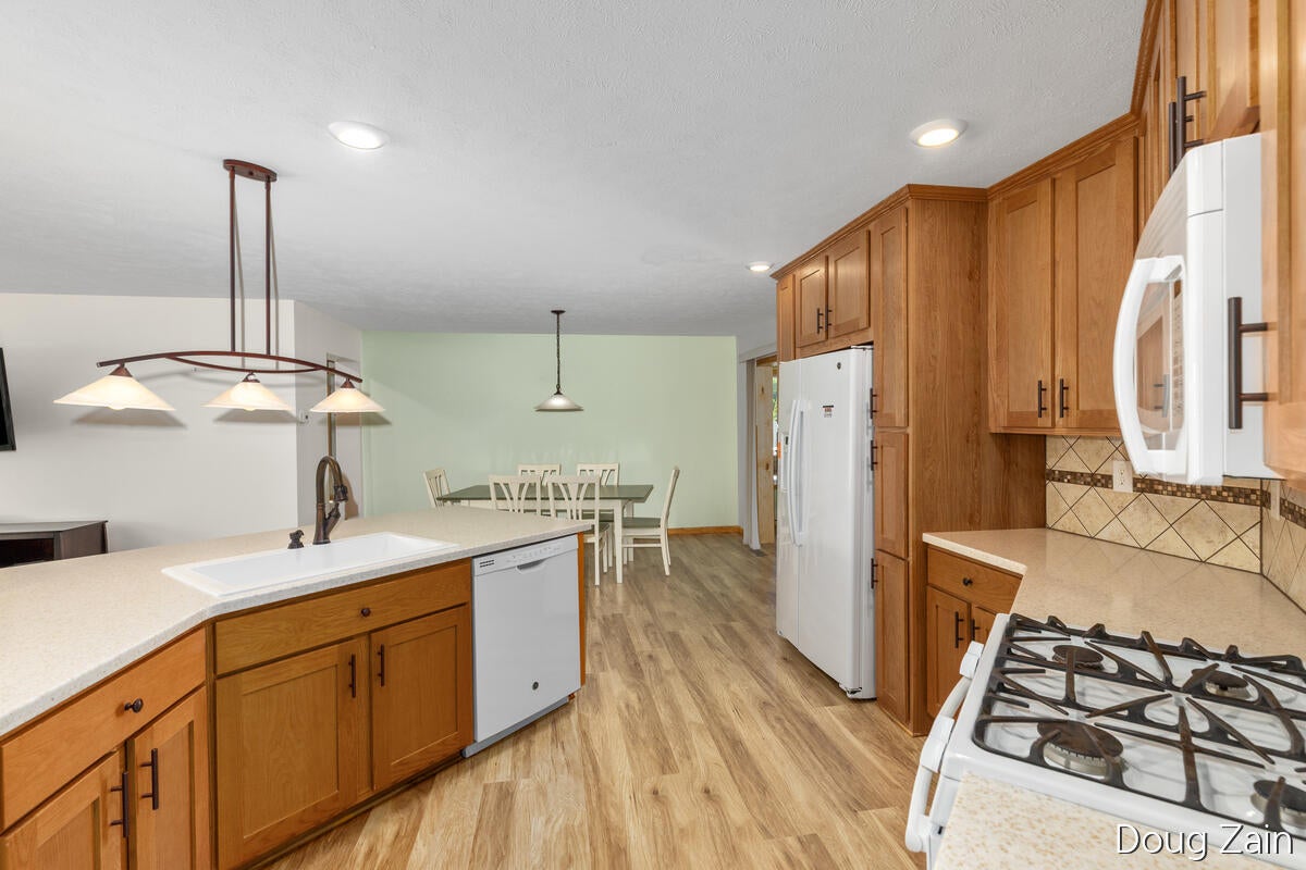 13611 Snapdragon Lane