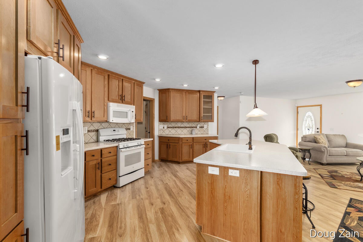 13611 Snapdragon Lane