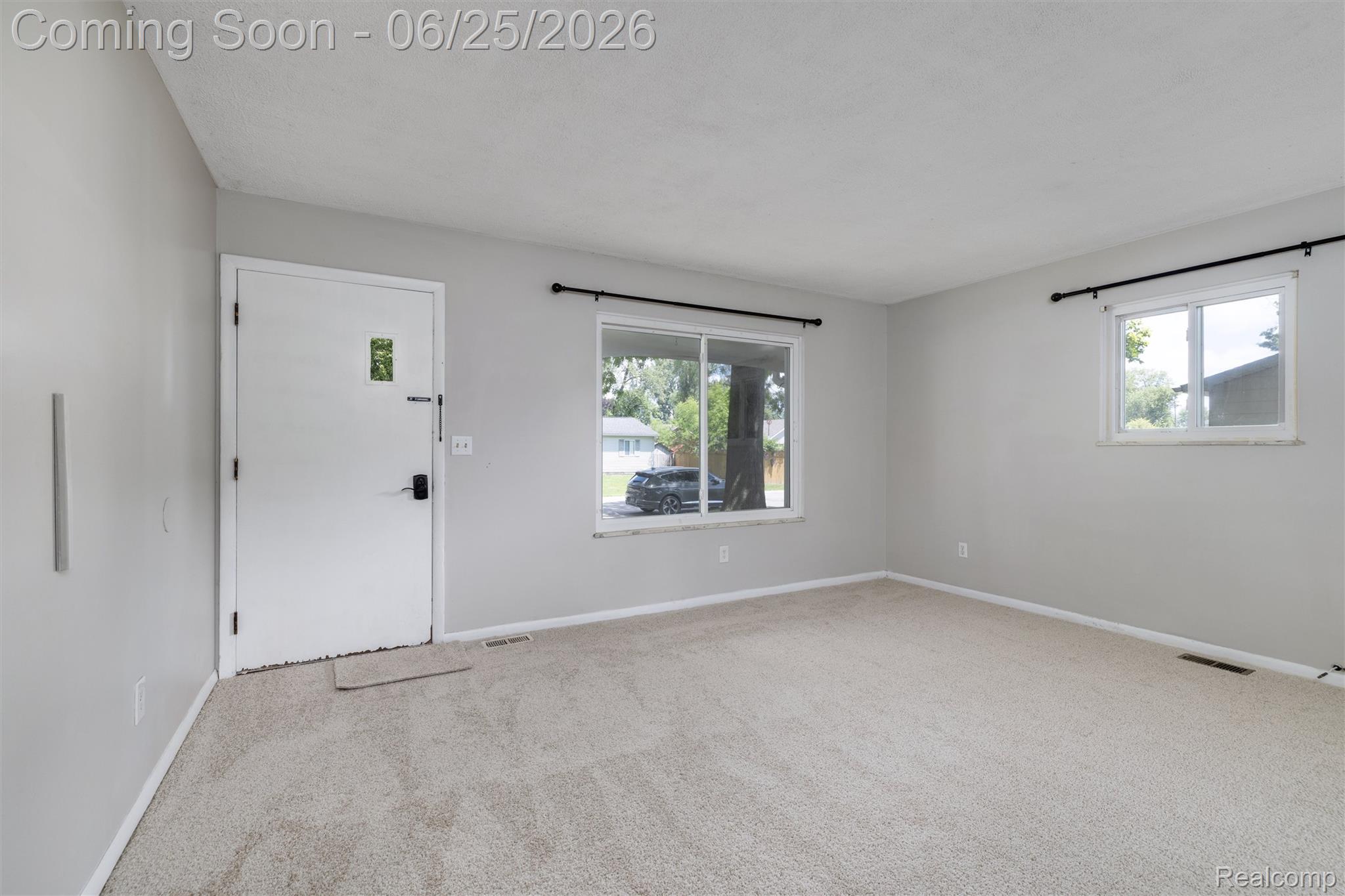 309 Crescent Avenue