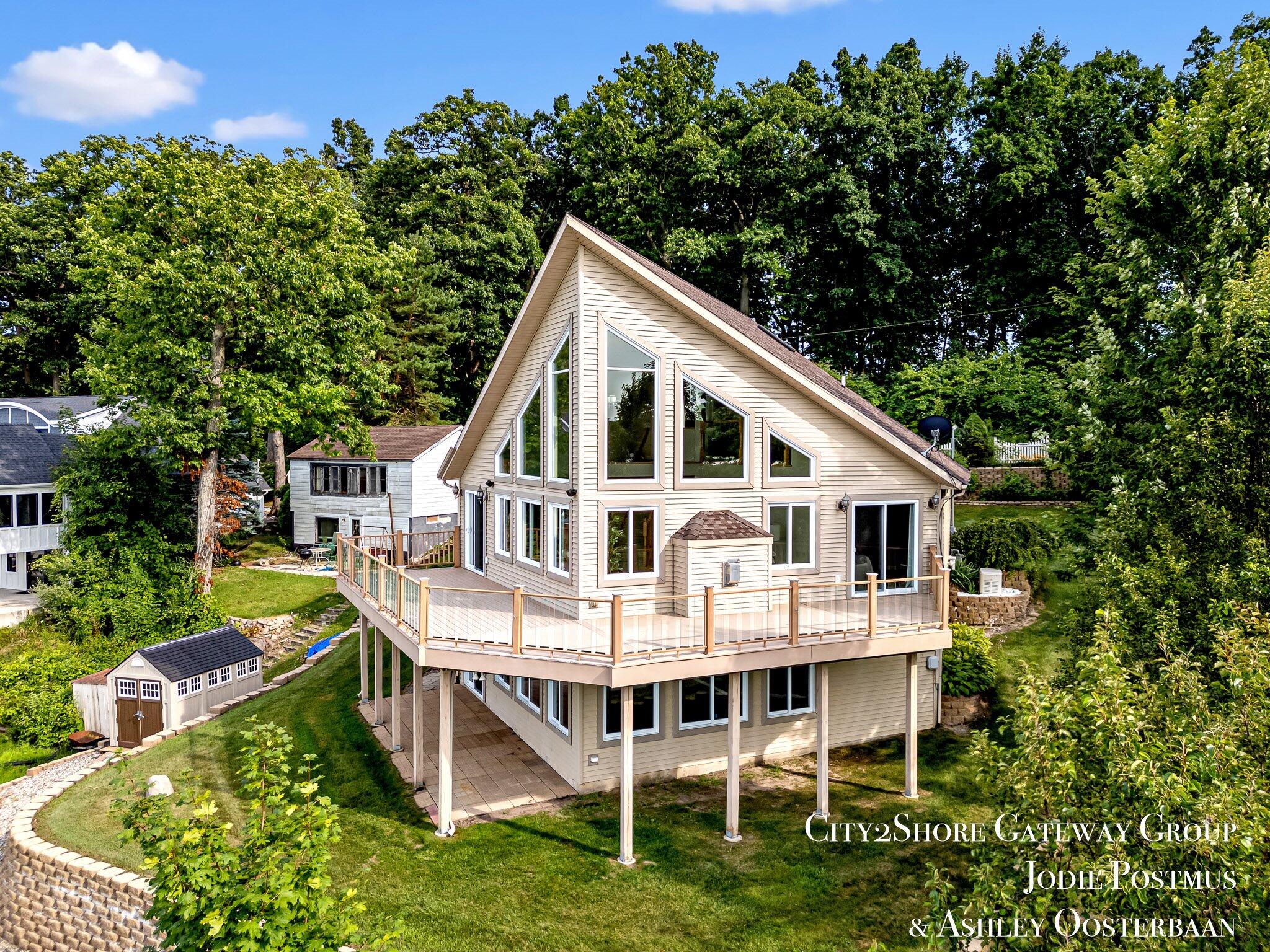 11725 Wabasis Lake Drive NE