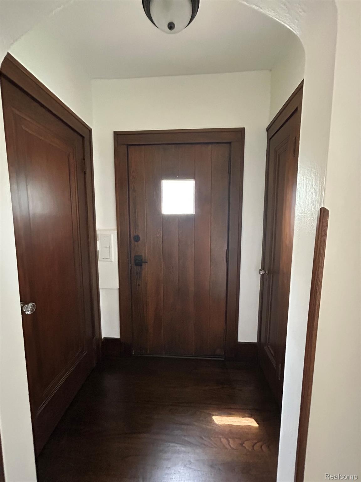 425 W Iroquois Road