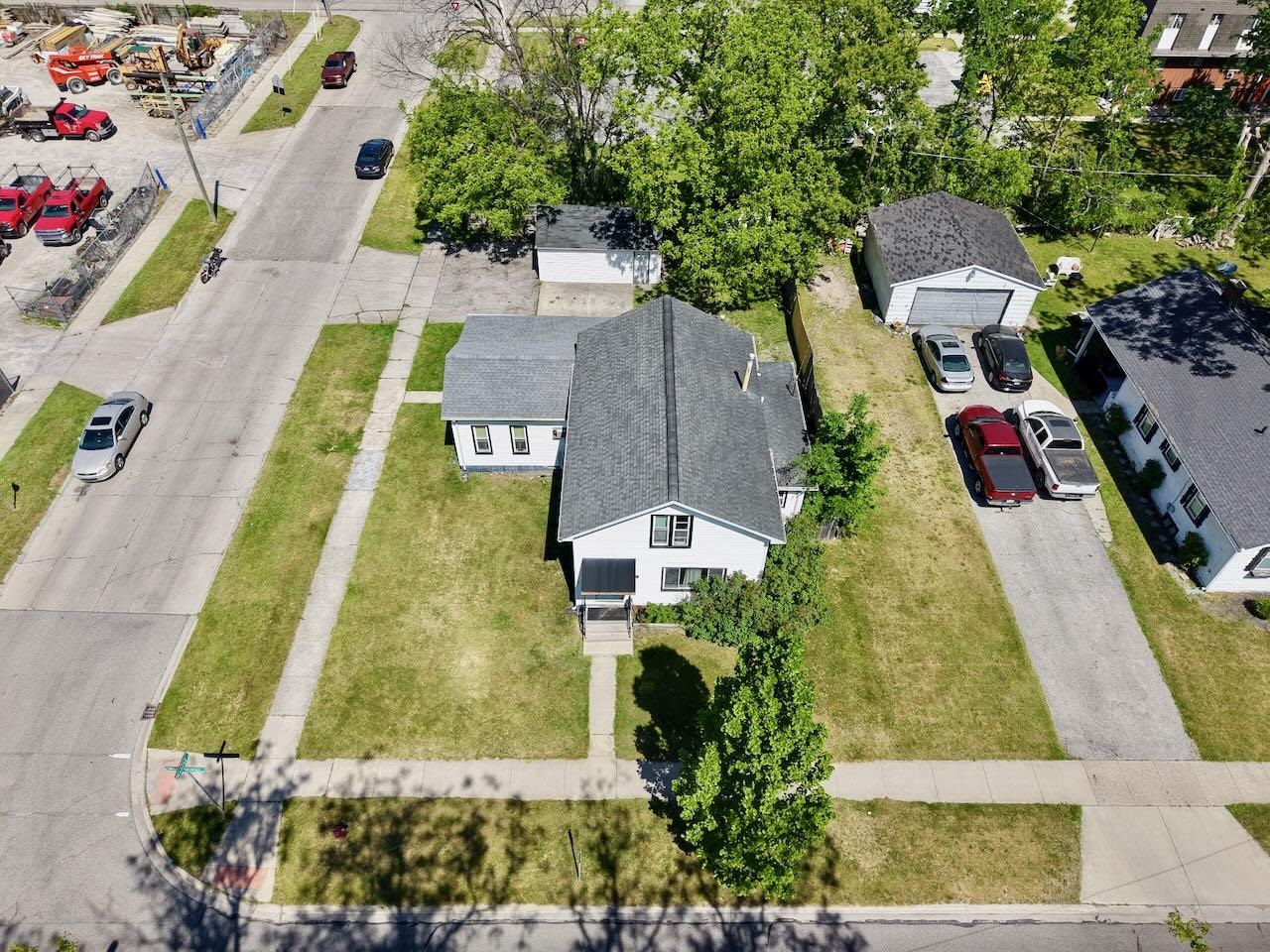 1404 Monroe Street