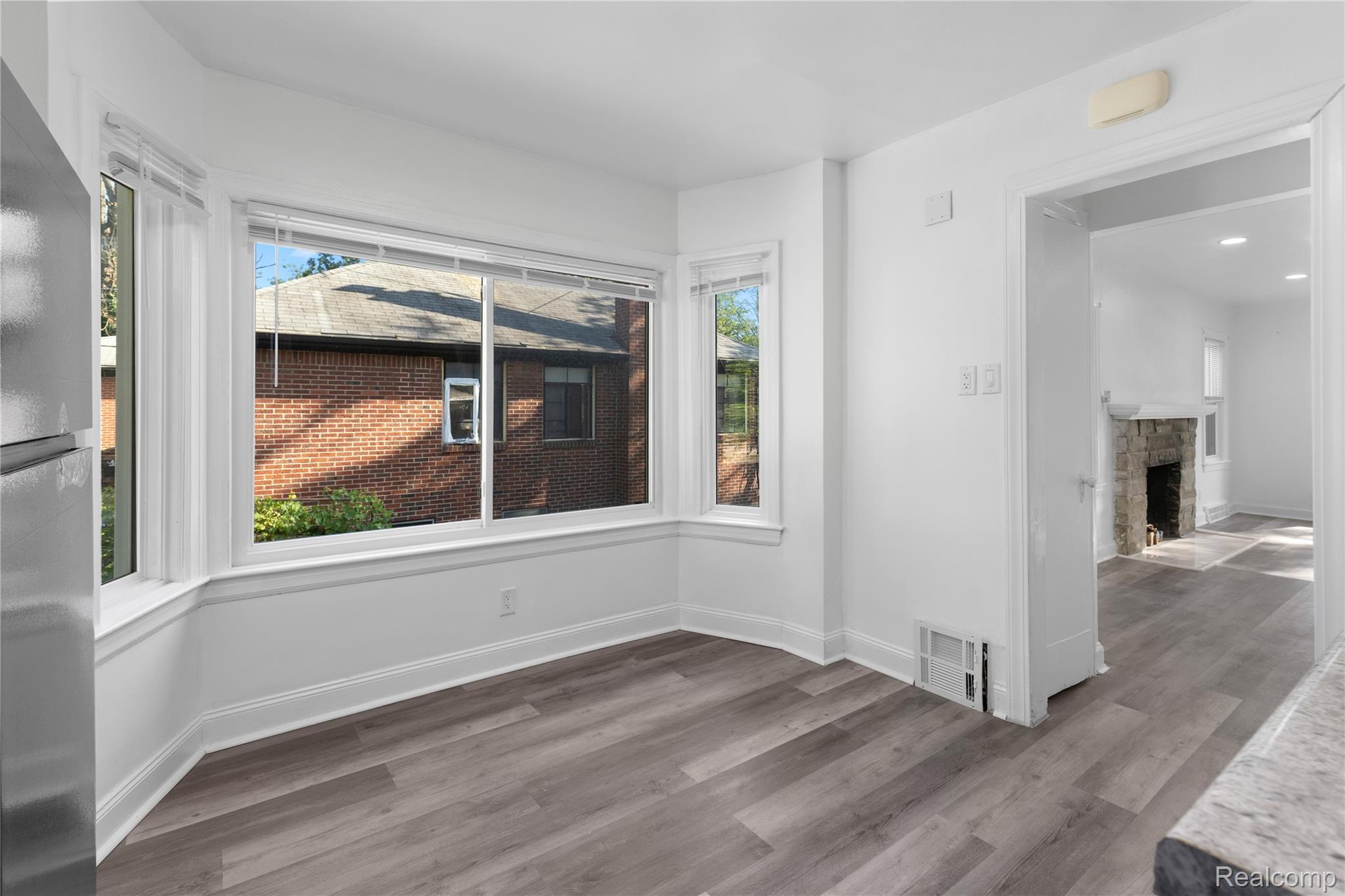 Detroit City, Michigan 48224, United States, 2 Bedrooms Bedrooms, ,1 BathroomBathrooms,Residential,Active,194873