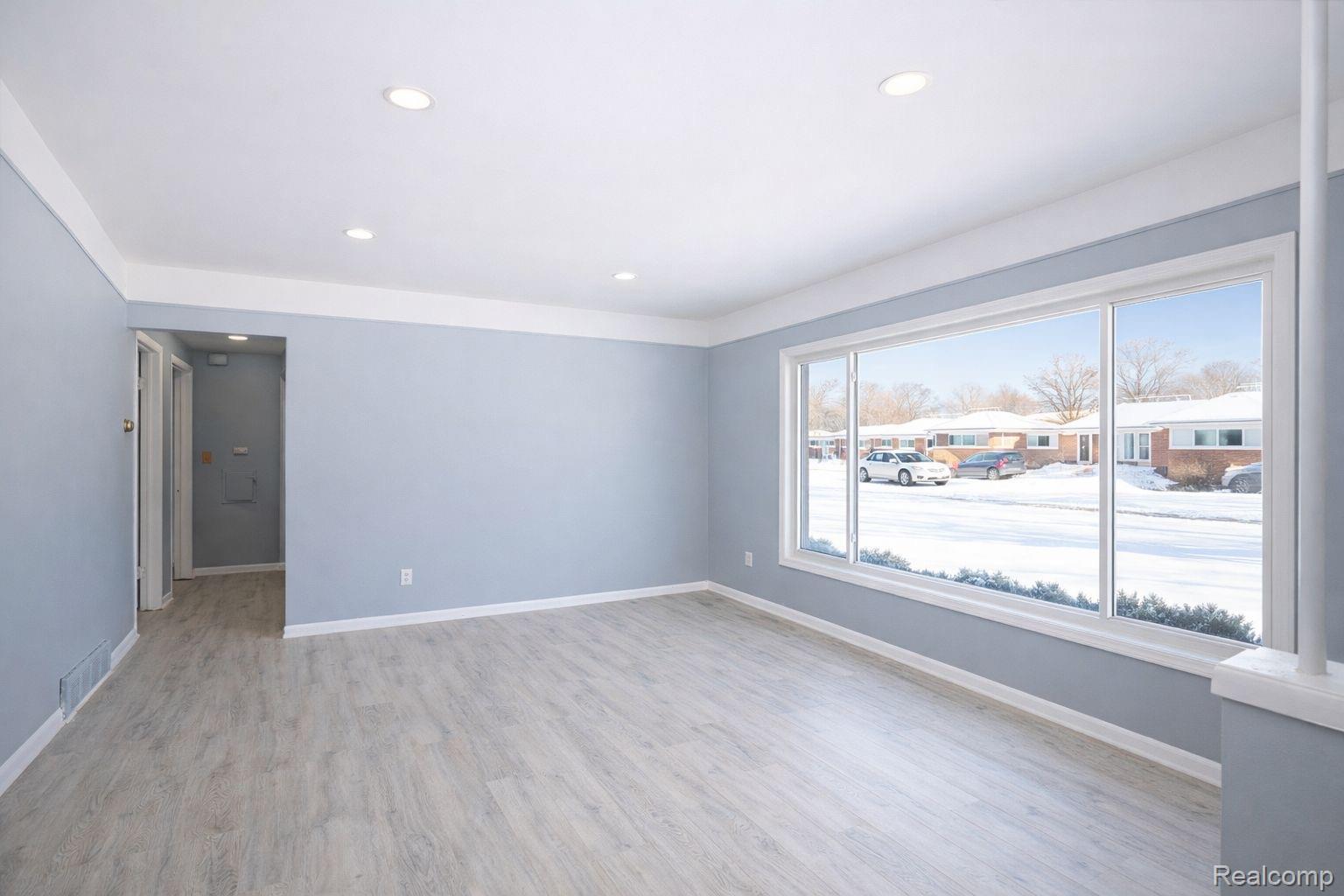 24245 Prairie Lane