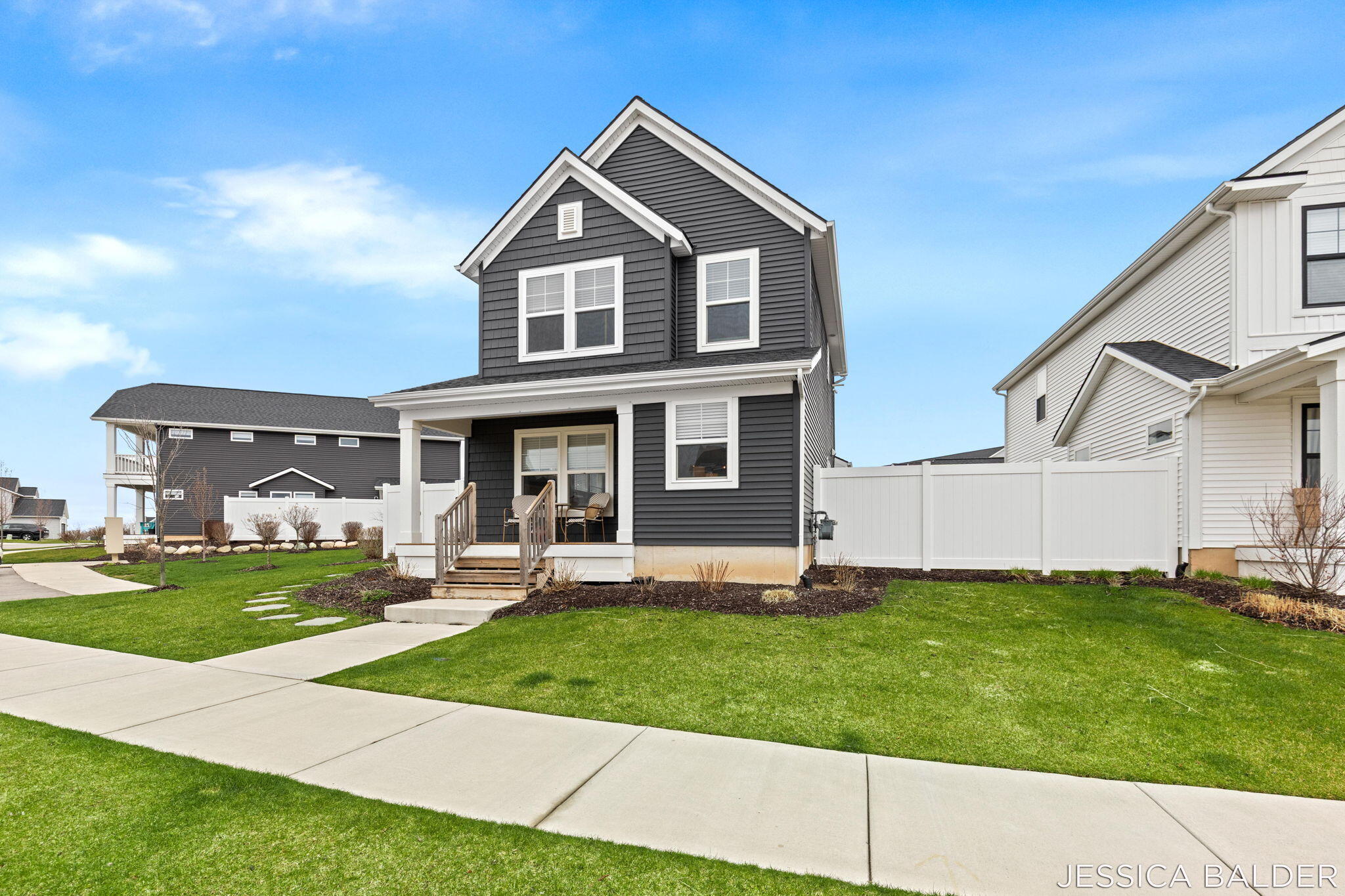 8324 Cooks Corner Drive SE