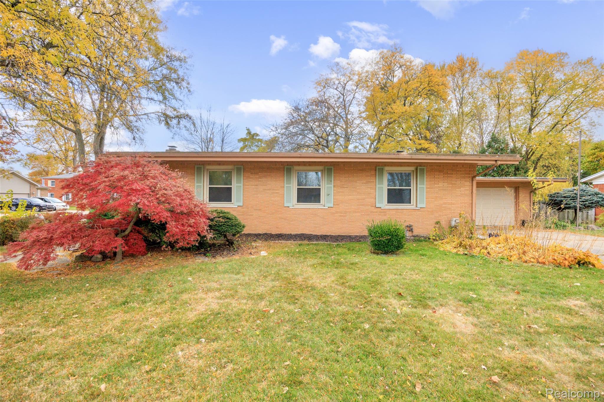 22250 Grossedale Street