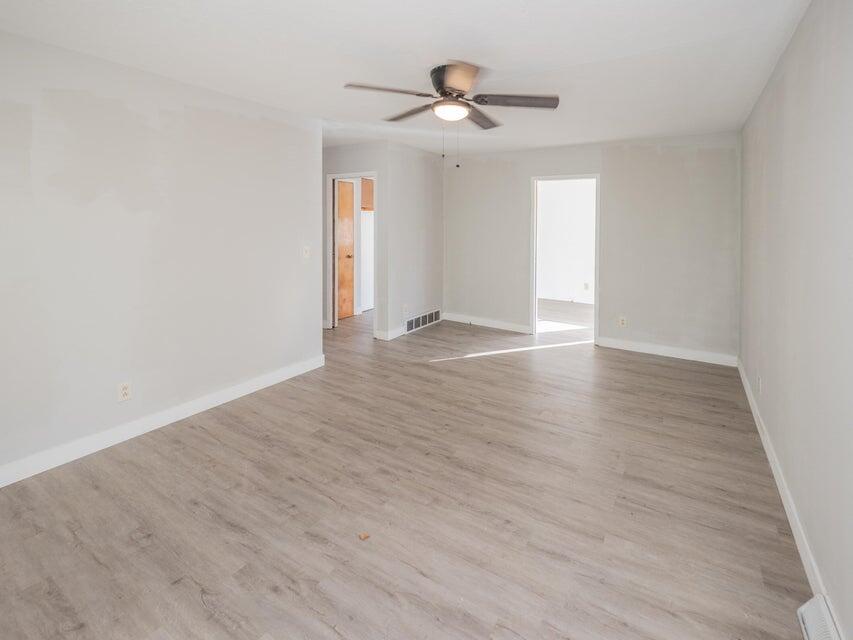 1516 Nazareth Road